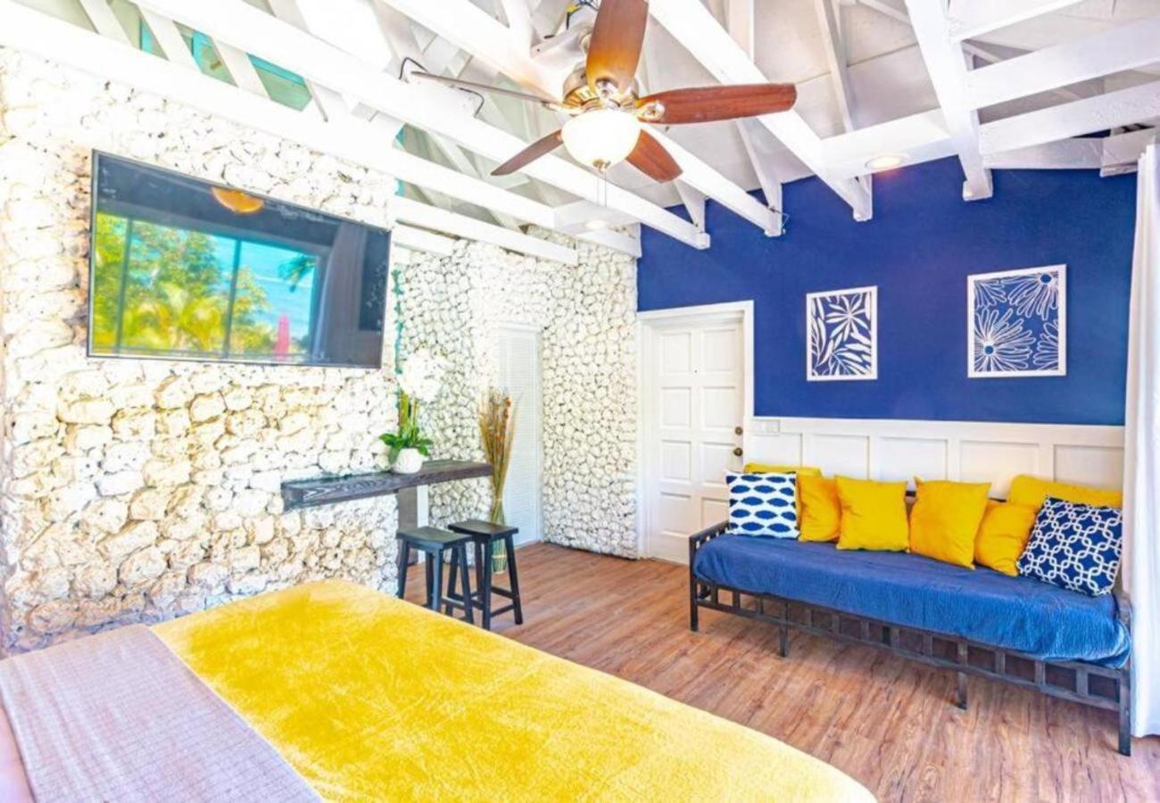 Pool Cottage At Viking Hill - Love Beach Nassau Bagian luar foto